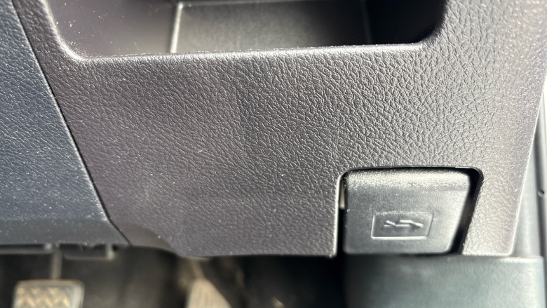 Toyota Yaris 1.0 VVT-i TR 5dr Petrol Hatchback